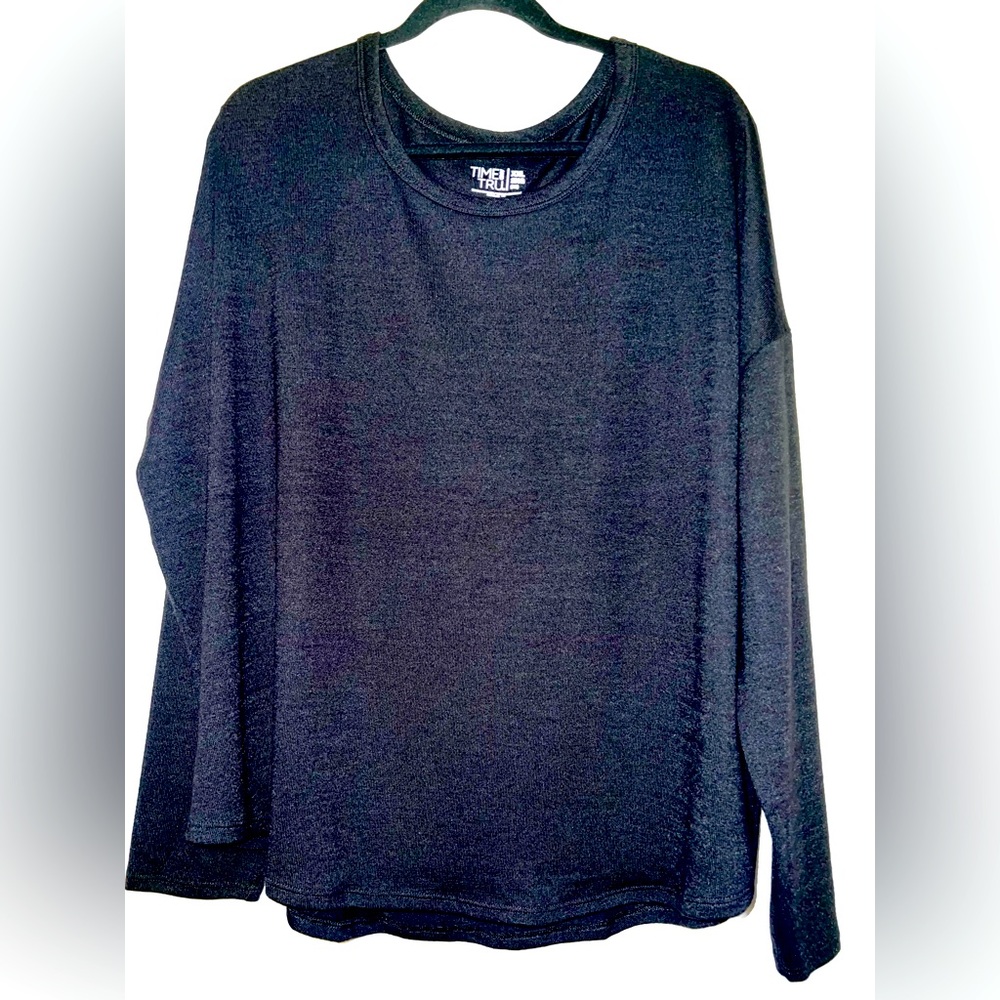 Time and Tru Long Sleeve Hacci Black Knit Lightweight Sweater XXL, New/w/o tags.
